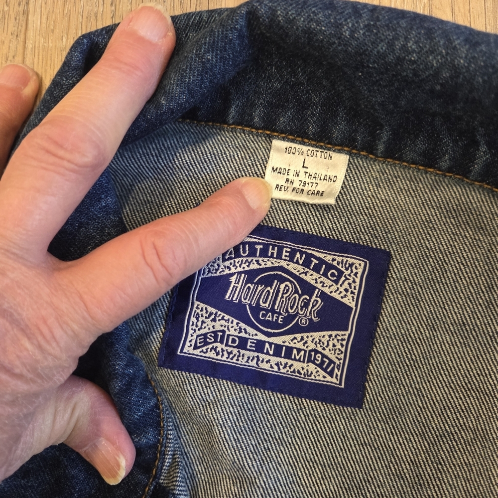 Vintage 90s Mens Lg Hard Rock Cafe Las Vegas Embroidered Denim Trucker Jacket - Picture 3 of 10